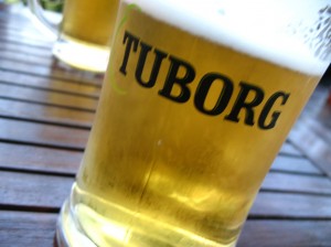 Dánské pivko Tuborg v Maďarsku